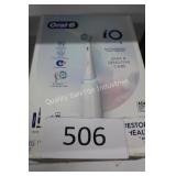 oral b iO series 4 rechargeable toothbrush
