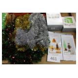 8ct asst Christmas garland & honeycomb decor
