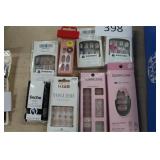 8ct asst press on nails & gel nail strips