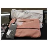 knomo edlectric charge purse (display)