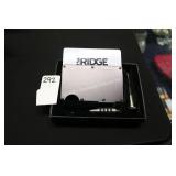 the ridge wallet (display)