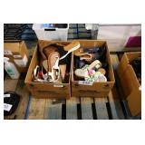 2 ctns of asst sz shoes