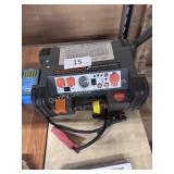 black&decker large battery pack/jump start kid w/