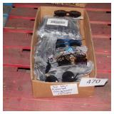 32 pair of asst sunglasses