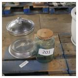 2 jars w lids