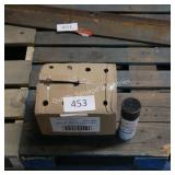 12ct hdx gloss blk spray paint