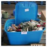 tote of asst christmas decor