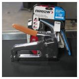 2 staplers (display)