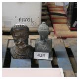 2 accent decor busts