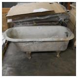 vintage claw foot bath tub