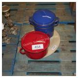 pots w lids and cutting board