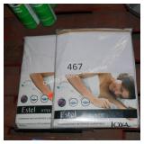 2 full fitted sheets