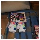 2 purse and kids toy