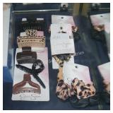 jessica simpson hair bows & brush (display)