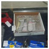 canister spray gun with tip (display)