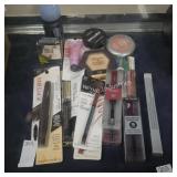 1 lot assorted makeup (display)