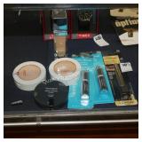 asst makeup (display)