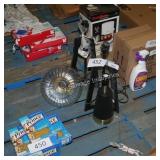 4 light fixtures/lamps