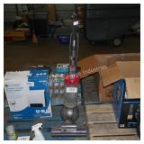 dyson slim ball corded vac - works