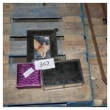 2 jewelry boxes w/ picture frames