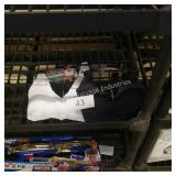 sz small/med sports bras