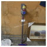 dysoj cordless vac - works - no charger