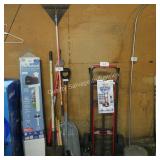 6pc garden tools (some damaged)