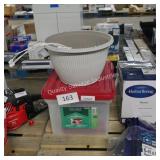 holiday tote w hanging basket