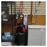 mop/microfiber mop/broom trash can