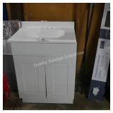 24ï¿½ vanity w top