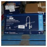 pull down kitchen faucet