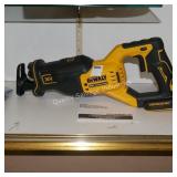 new dewalt 20v reciprocating saw - tool only
