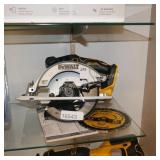 ne dewalt 20v circular saw - tool only (display)