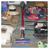 dyson v6 cordless vac -tested works no charger