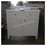 36" vanity w top & backsplash