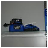 kobalt 2/24v batteries 7 charger - good (display)