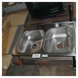double bowl stainless steel sink