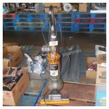 dyson corded vac - works