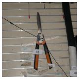 fiskars hedge trimmer