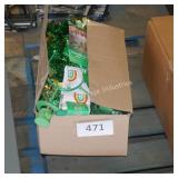 ctn of st pattys day decor