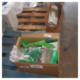 ctn of st pattys day decor