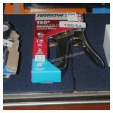 arrow tso - staple gun (display)