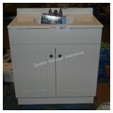 30ï¿½ vanity w top & faucet