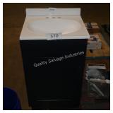 18ï¿½ vanity w top