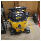 dewalt wet dry vac