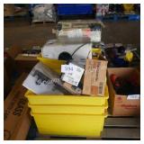 5 yellow totes w store merch