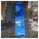 kobalt 24v 8ï¿½ pole saw (batt/ch in office)