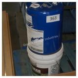 2 - 5g cans of adhesive & vibracure