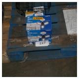 3 panel garage light