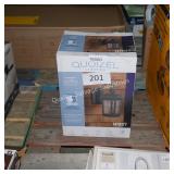 quoizel outdoor light